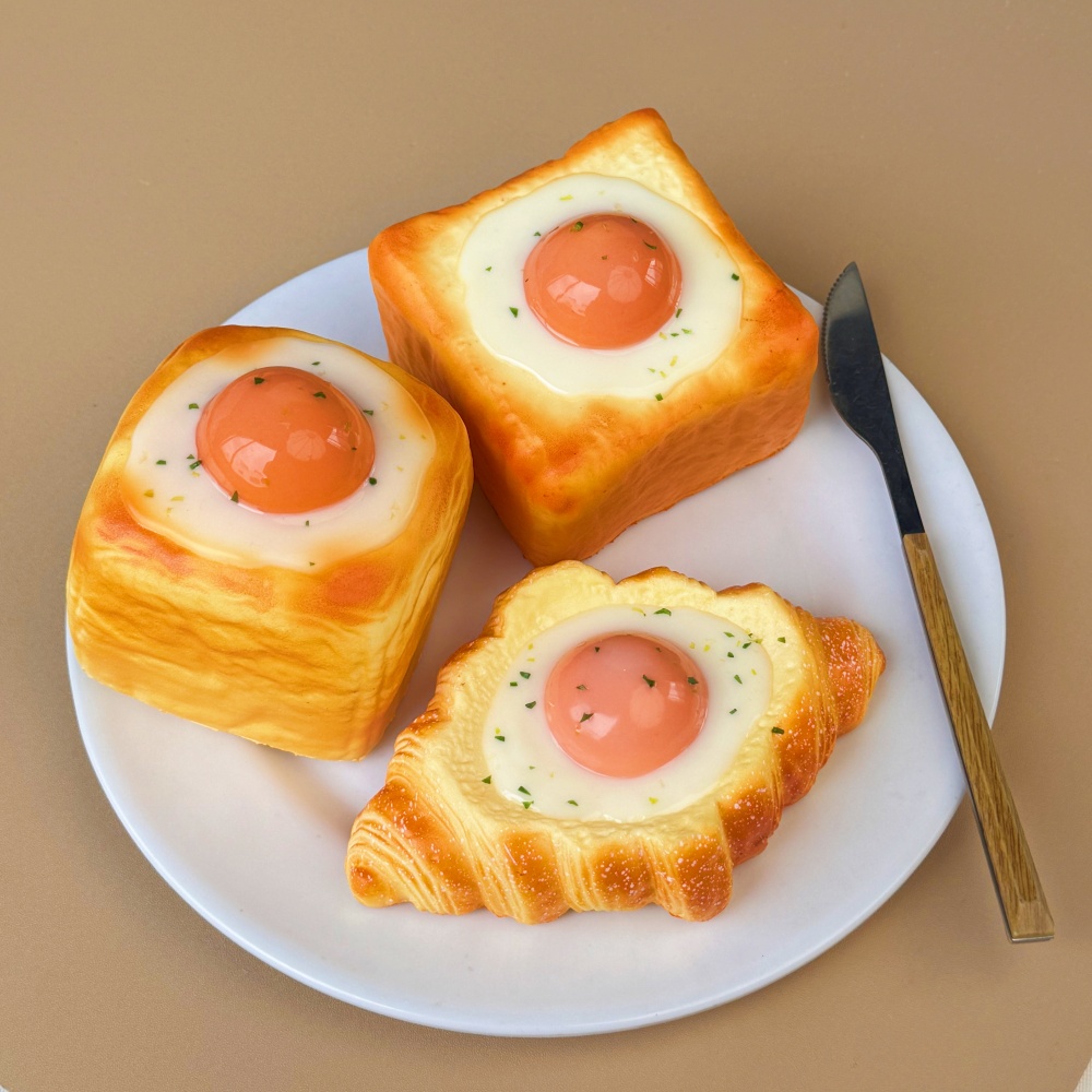 Realistic Egg Toast & Croissan - Commercial Kitchen Layout recension och pris