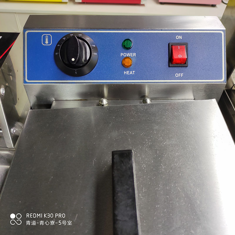 Commercial Kitchen Deep Fryer  - Commercial Kitchen Outlets recension och pris